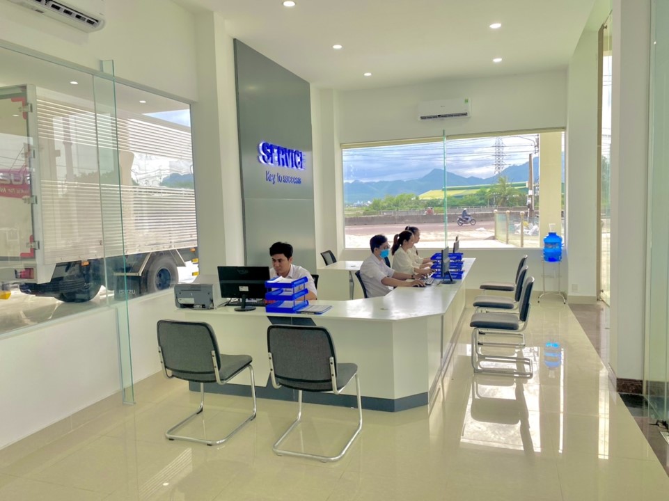 Đại lý isuzu nam định