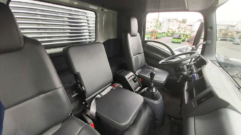 FVM34WE5 15 tấn thùng bạt