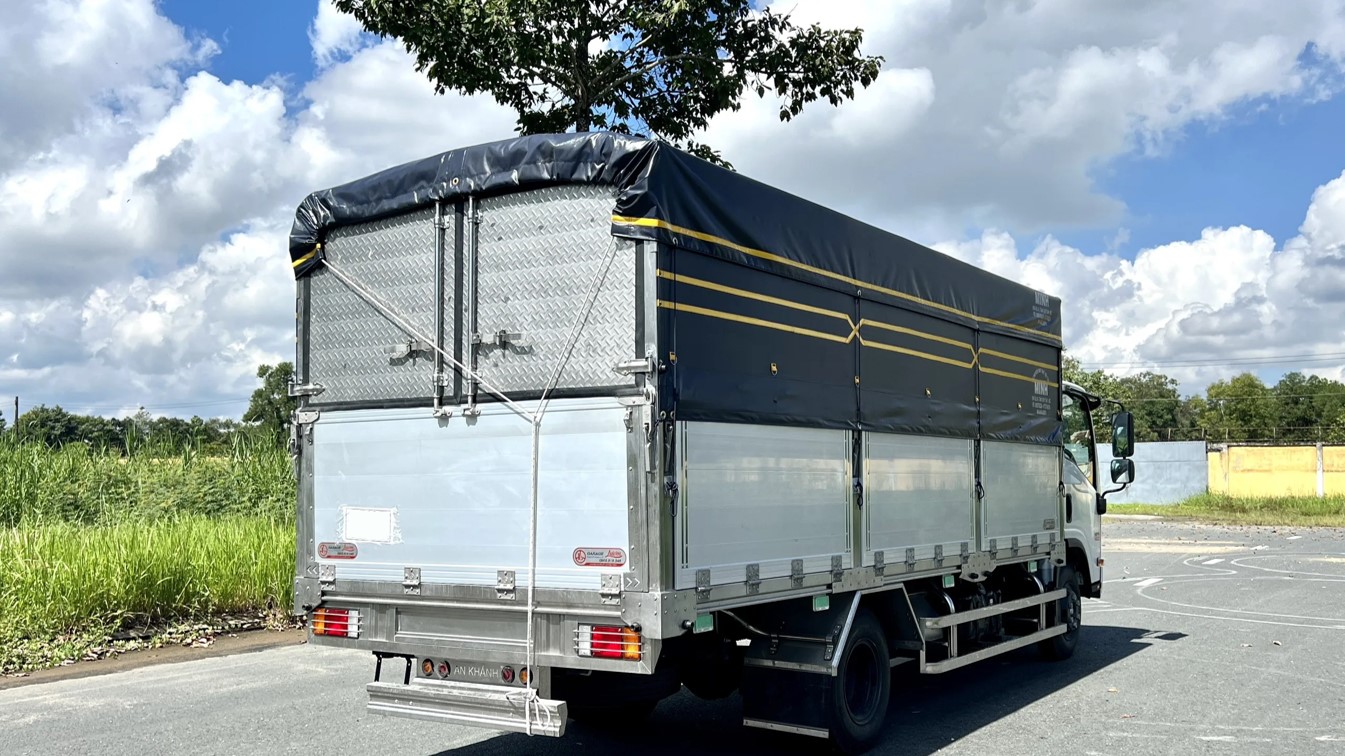 isuzu npr85ke5 3.5 tấn mui bạt