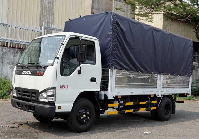 isuzu qkr 270 thùng bạt